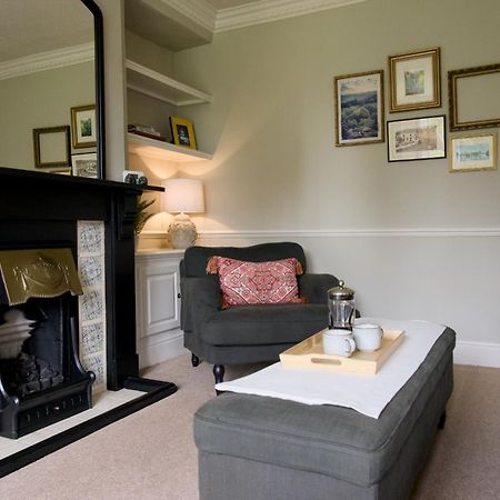 The Beeches - Chatsworth Apartment No 1 - Sleeps 2 Баслоу Экстерьер фото